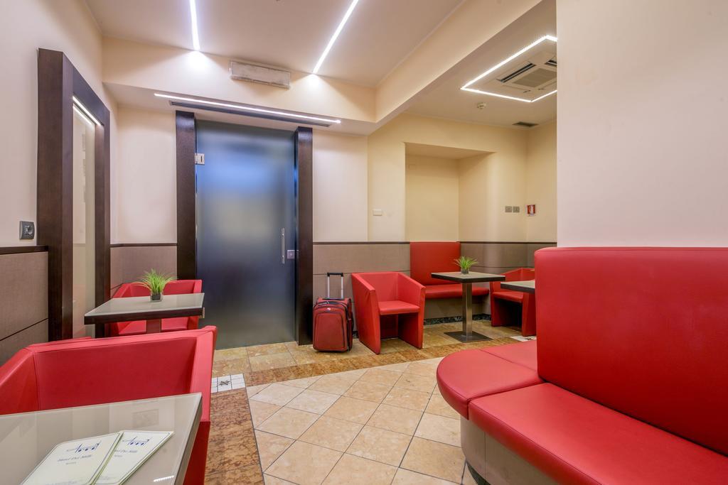 Hotel Dei Mille Ρώμη Εξωτερικό φωτογραφία